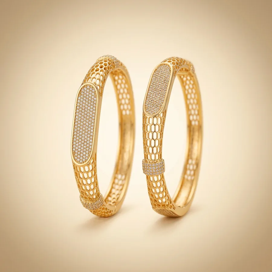 Kainat Statement Cuff
