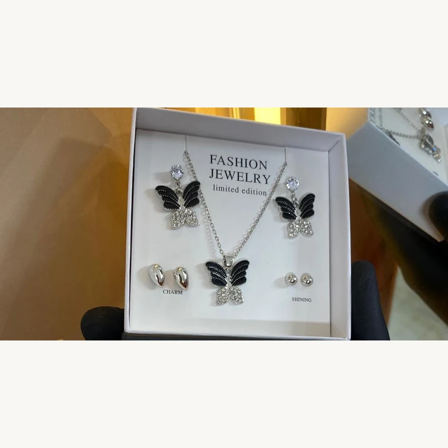 Shahnaz Pearl Set